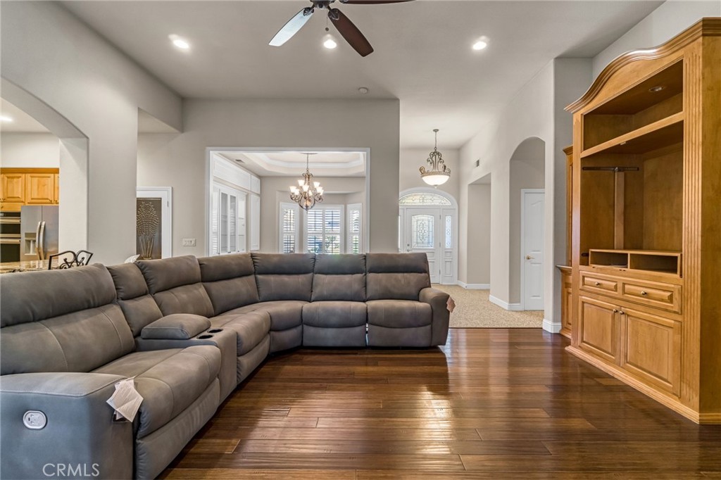 5025 W Birch, Fresno, CA 93722