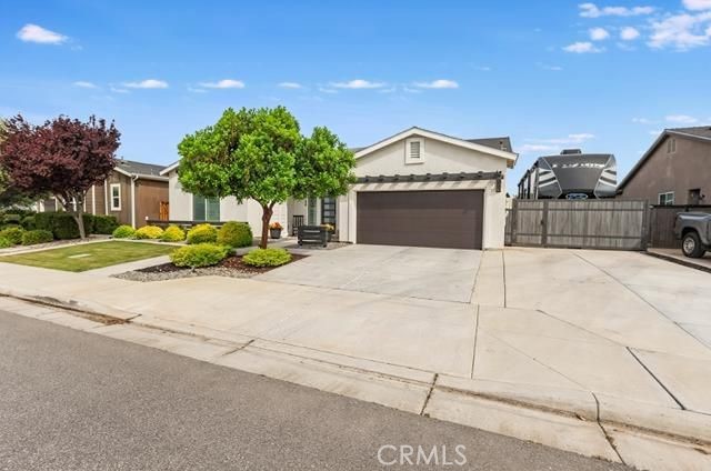 9218 Manor Glen, Shafter, CA 93263