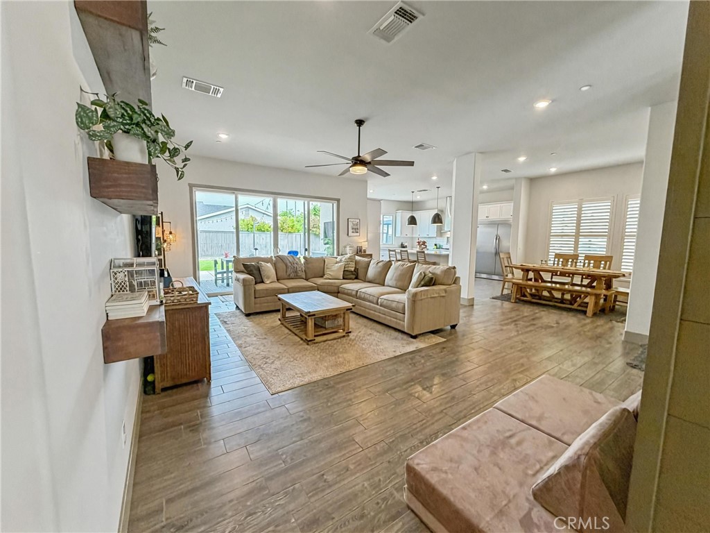 9218 Manor Glen, Shafter, CA 93263