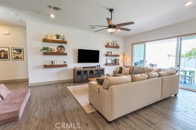 9218 Manor Glen, Shafter, CA 93263