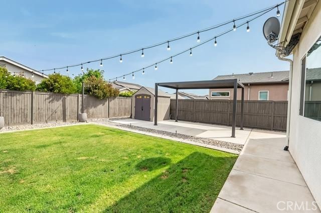 9218 Manor Glen, Shafter, CA 93263