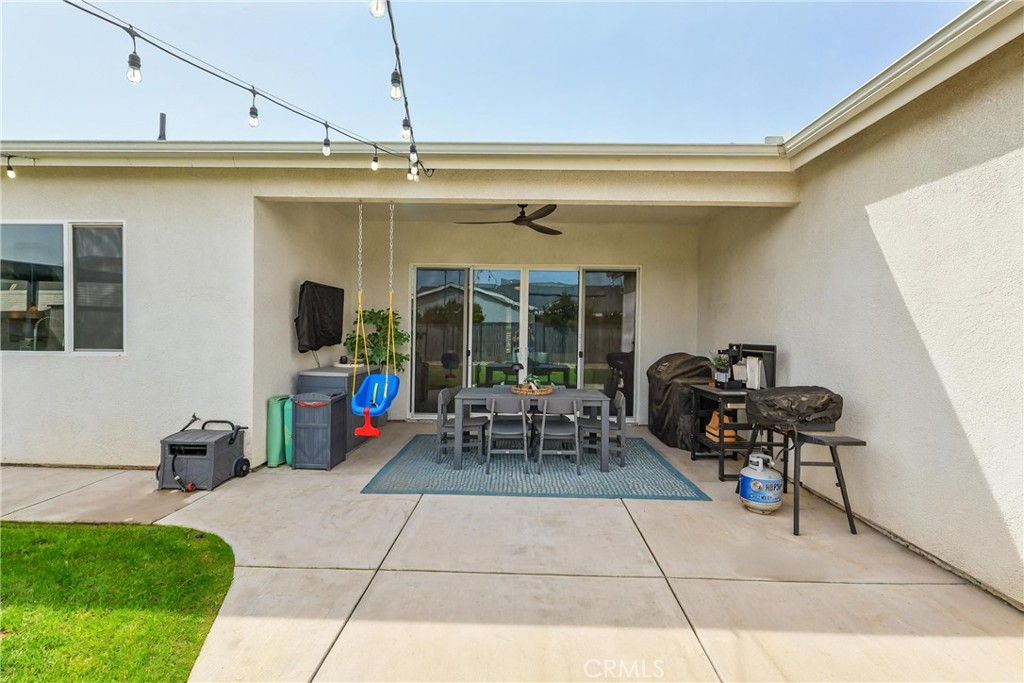 9218 Manor Glen, Shafter, CA 93263