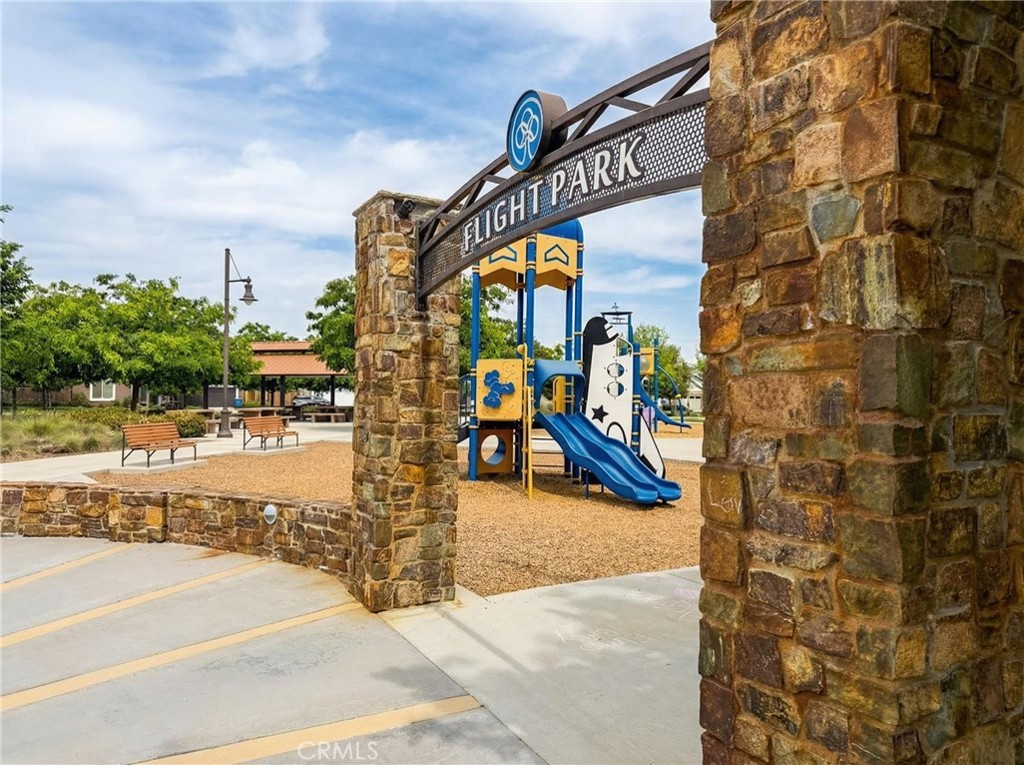 9218 Manor Glen, Shafter, CA 93263