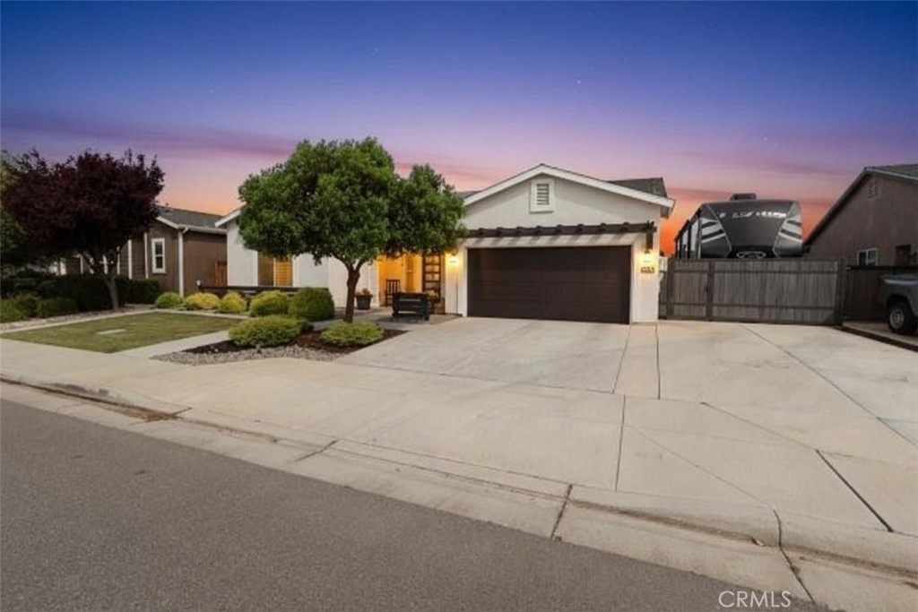 9218 Manor Glen, Shafter, CA 93263