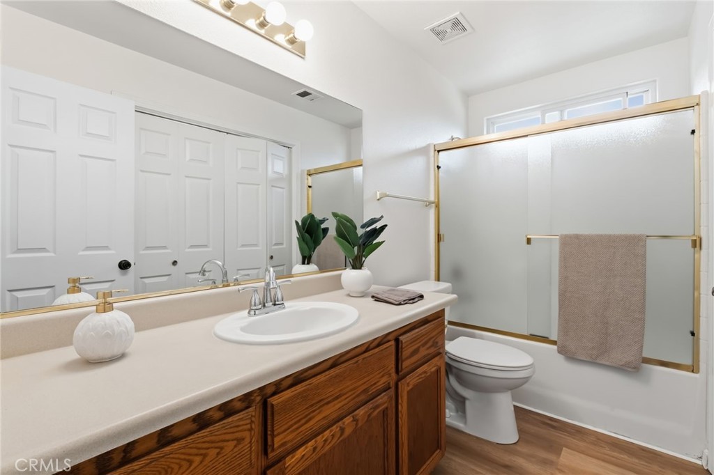 1588 Michoacan Ct, Madera, CA 93638