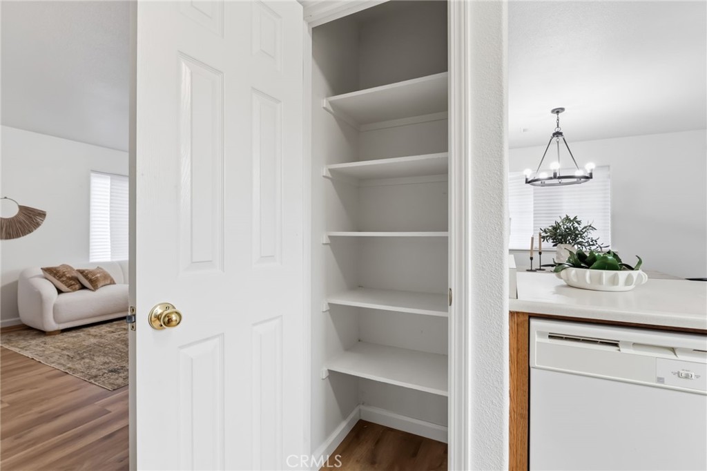 1588 Michoacan Ct, Madera, CA 93638