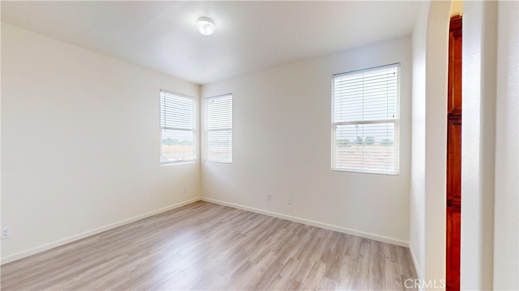 2555 S Lind, Fresno, CA 93725