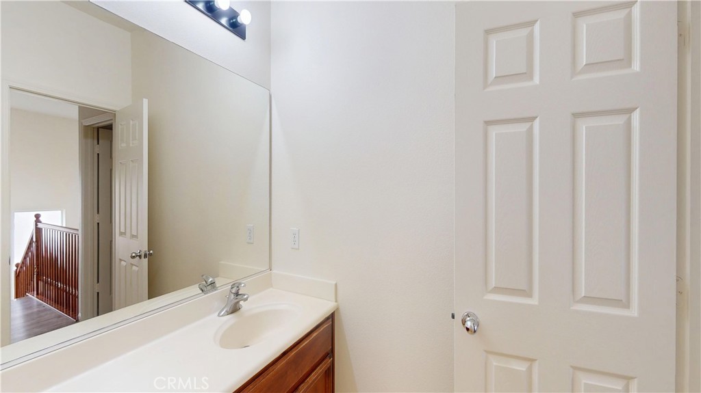 2555 S Lind, Fresno, CA 93725