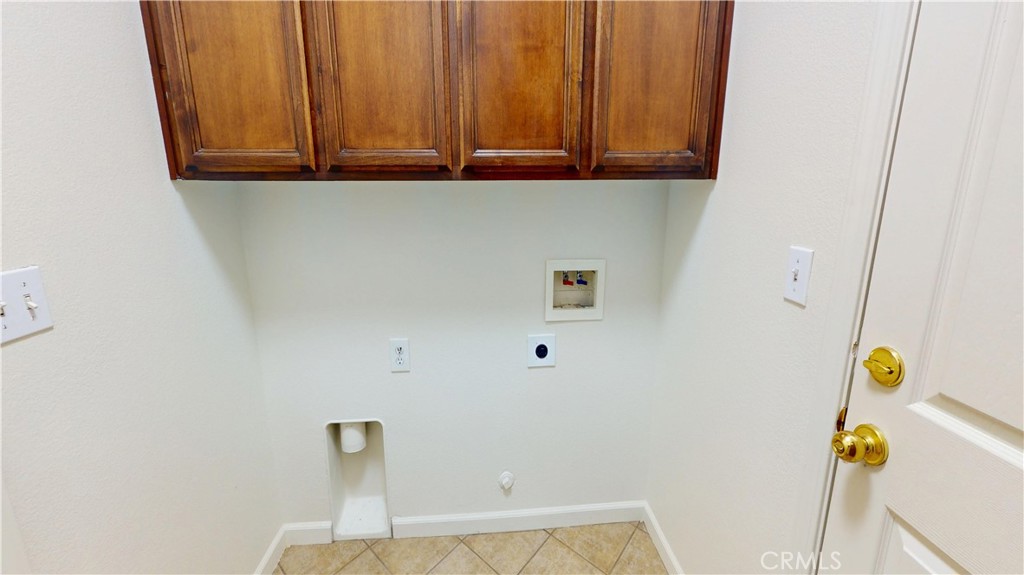 2555 S Lind, Fresno, CA 93725