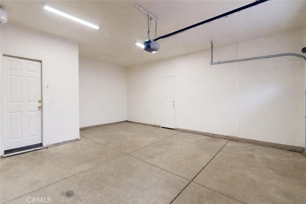 2555 S Lind, Fresno, CA 93725