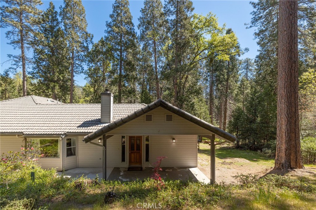 36333 Finegold Creek, North Fork, CA 93643