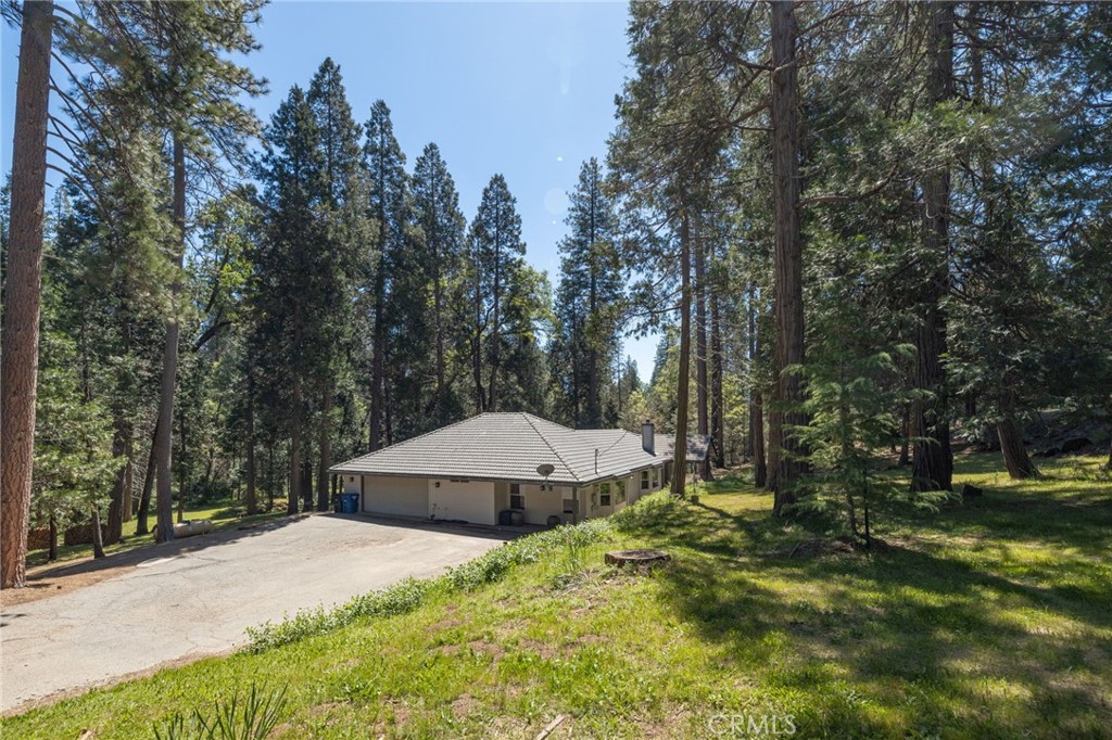 36333 Finegold Creek, North Fork, CA 93643