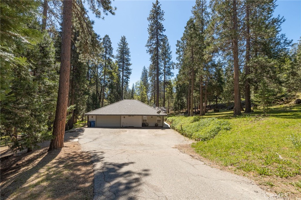 36333 Finegold Creek, North Fork, CA 93643