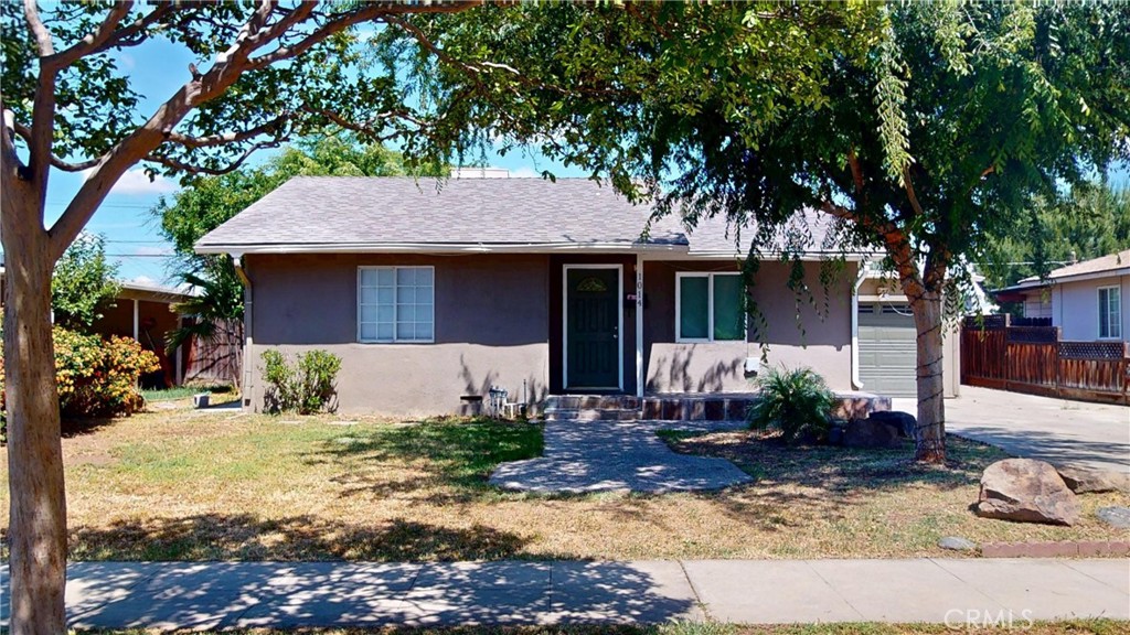 1014 W Andrews, Fresno, CA 93705