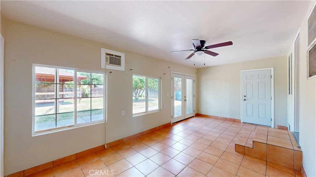 1014 W Andrews, Fresno, CA 93705