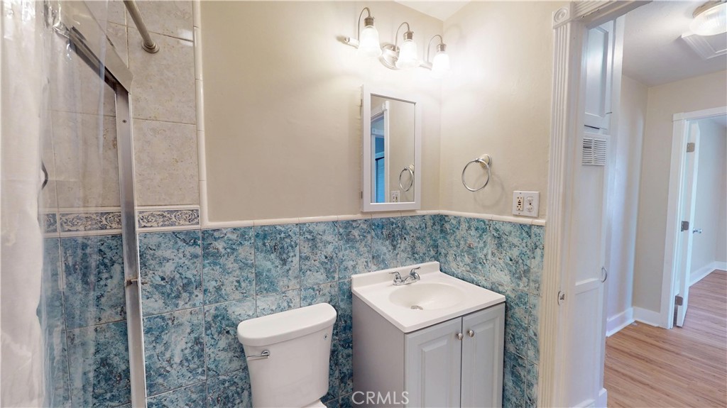 1014 W Andrews, Fresno, CA 93705