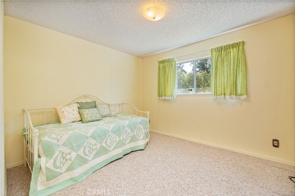 54481 Pinchot Dr., North Fork, CA 93643