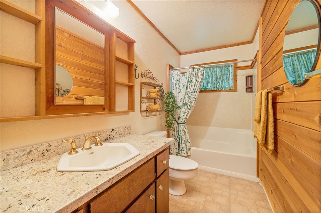 54481 Pinchot Dr., North Fork, CA 93643