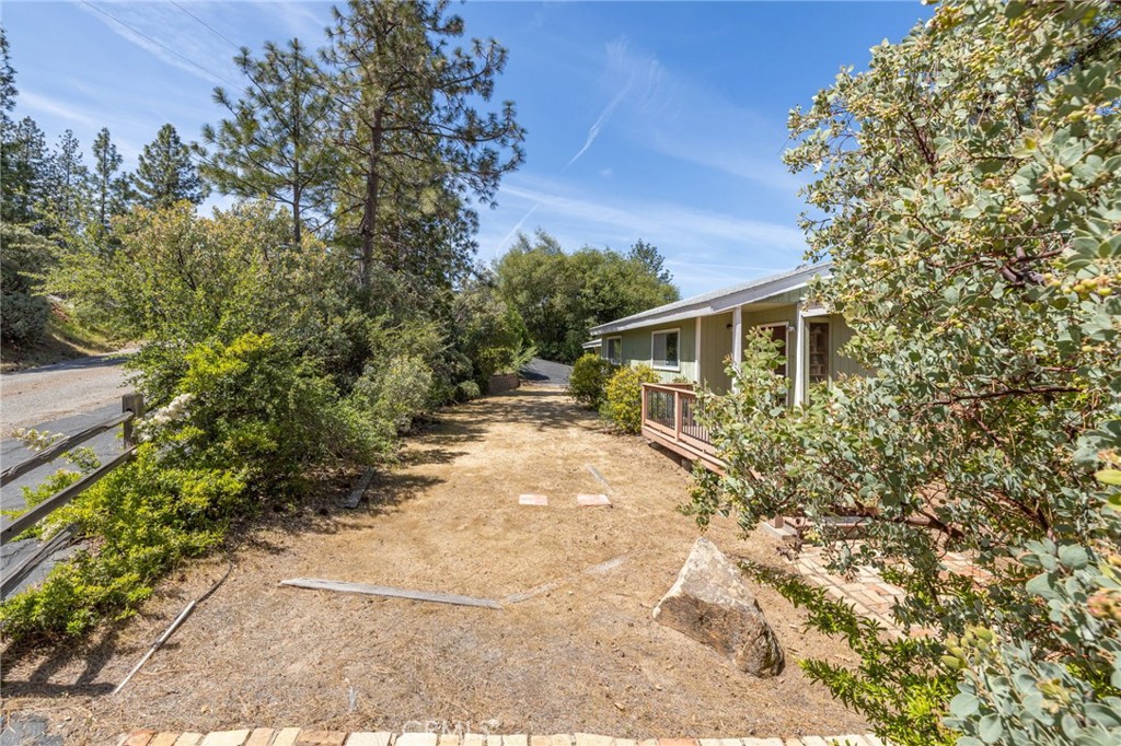 54481 Pinchot Dr., North Fork, CA 93643