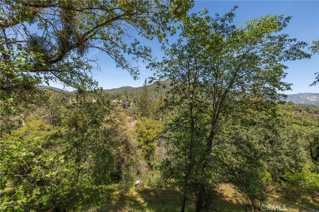 54481 Pinchot Dr., North Fork, CA 93643