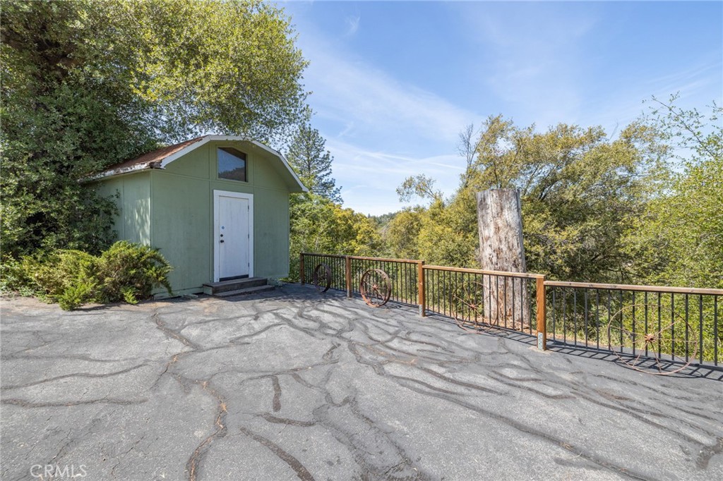 54481 Pinchot Dr., North Fork, CA 93643