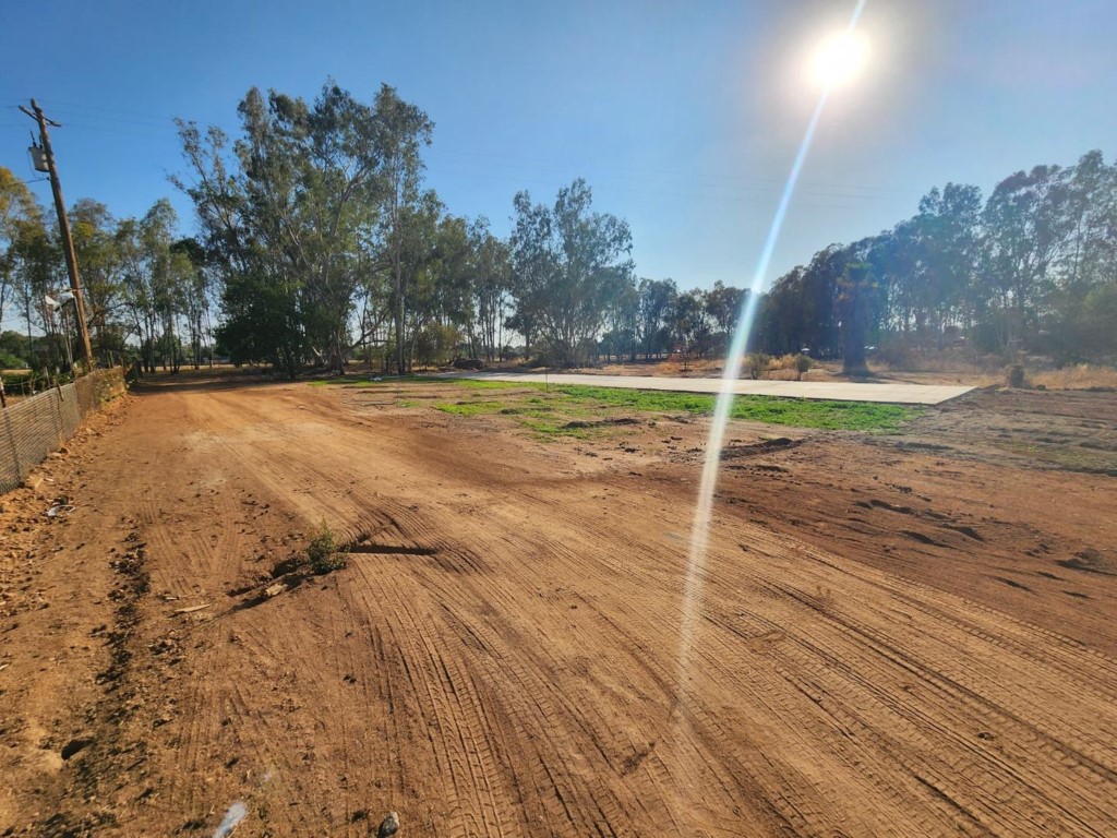 8831 E Herndon Ave, Clovis, CA 93619