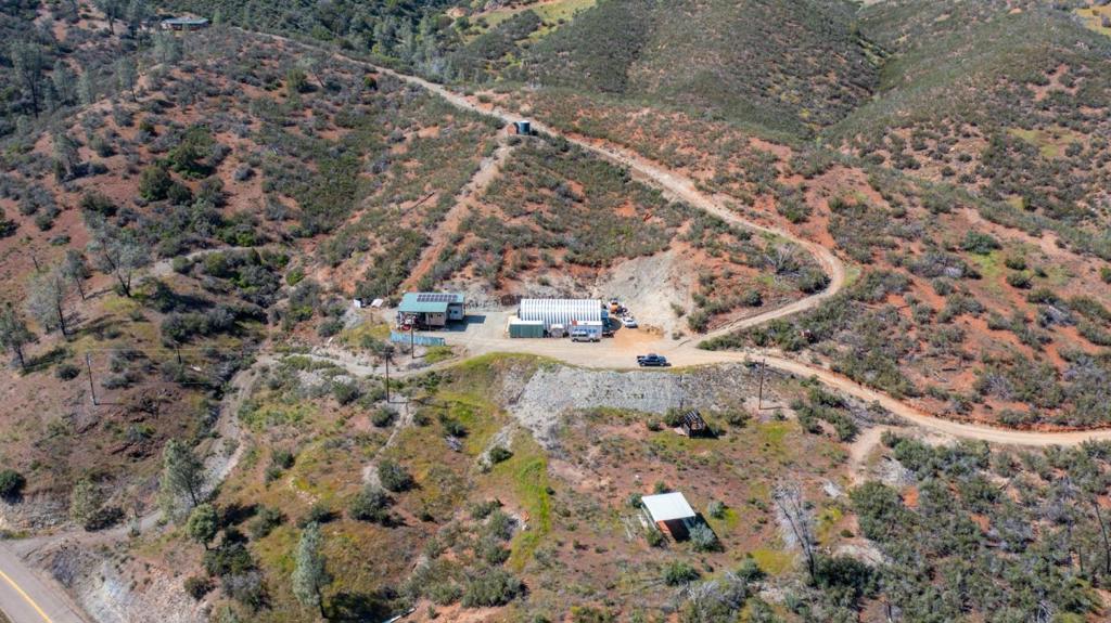 17997 Del Puerto Canyon Rd, Patterson, CA 95363