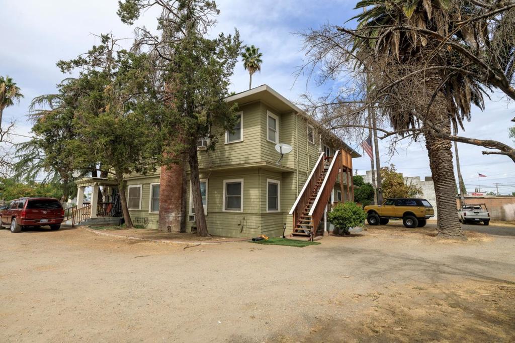 2523 5th St, Ceres, CA 95307