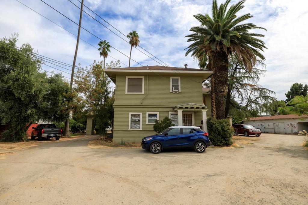 2523 5th St, Ceres, CA 95307