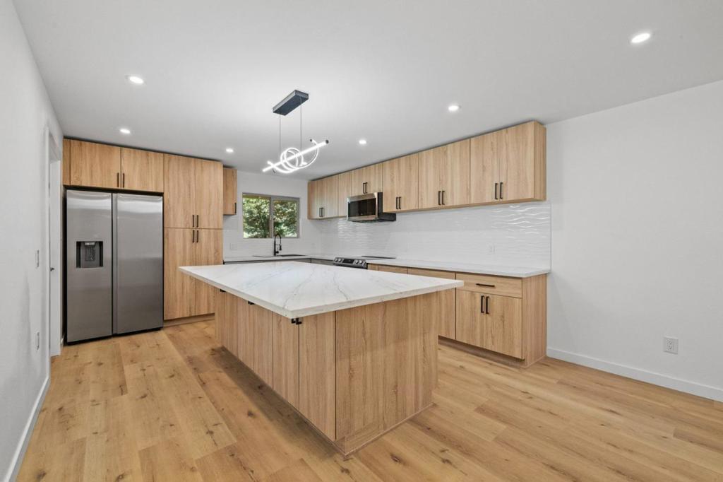 19501 Chaffee Cir, Groveland, CA 95321