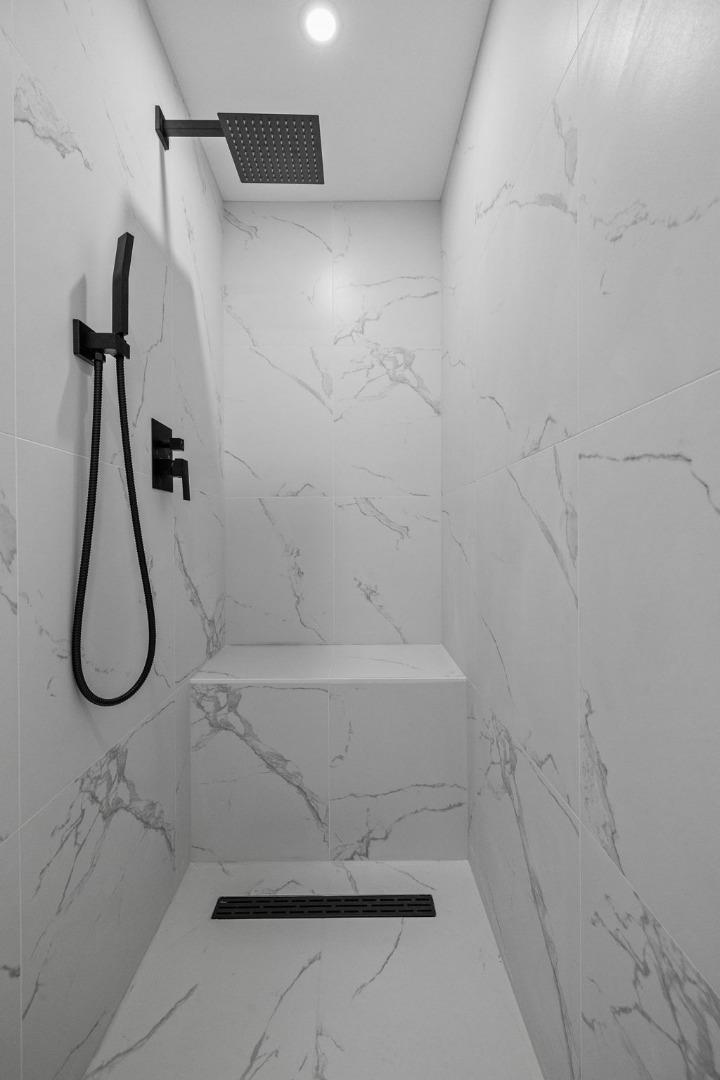 19501 Chaffee Cir, Groveland, CA 95321