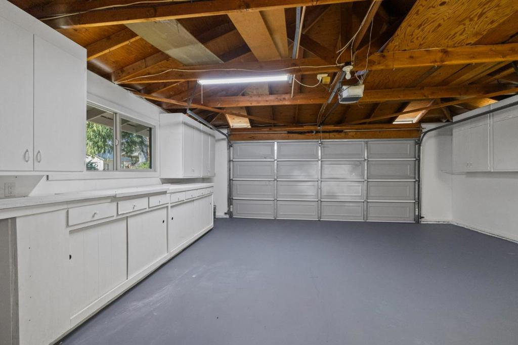 19501 Chaffee Cir, Groveland, CA 95321