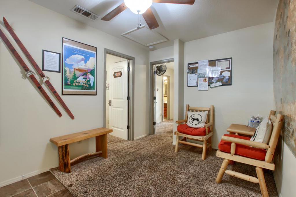 1144 Railroad Ln, Fish Camp, CA 93623