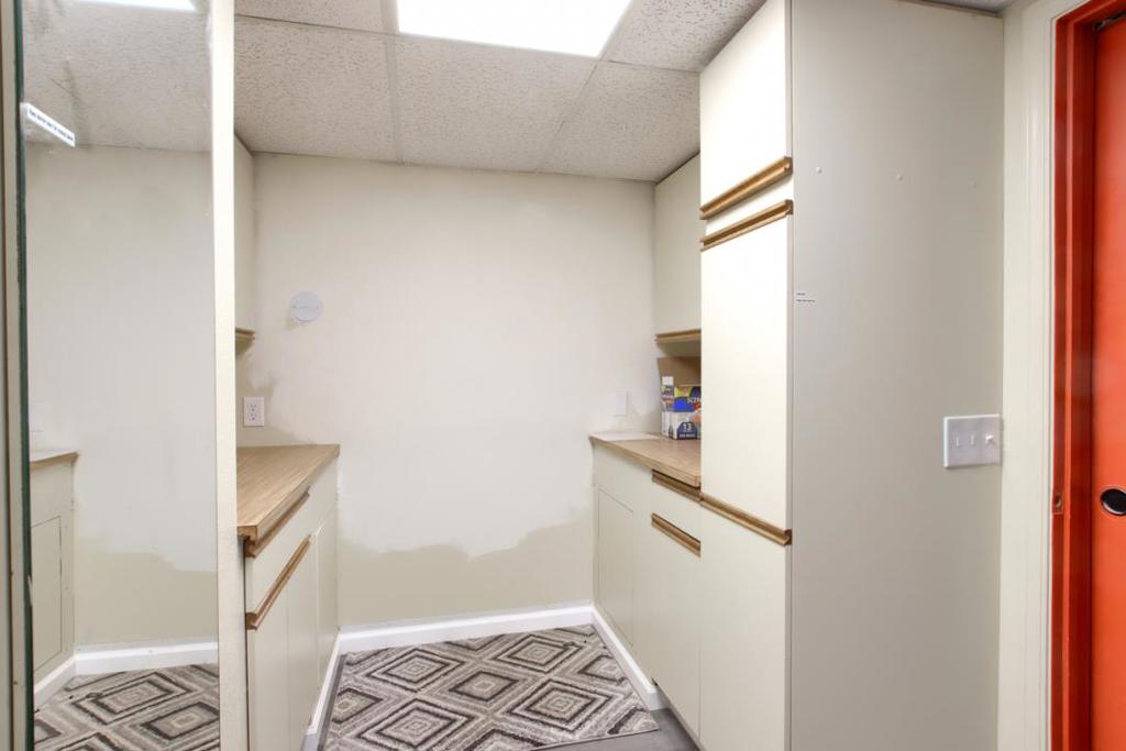 1144 Railroad Ln, Fish Camp, CA 93623