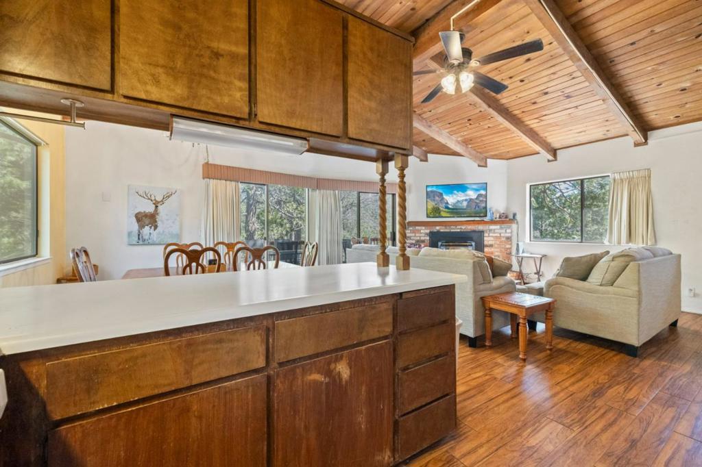 19935 Pine Mountain Dr, Groveland, CA 95321