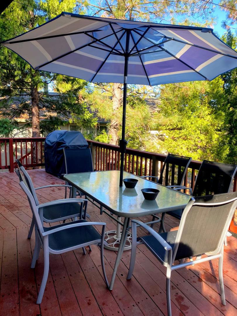 19935 Pine Mountain Dr, Groveland, CA 95321