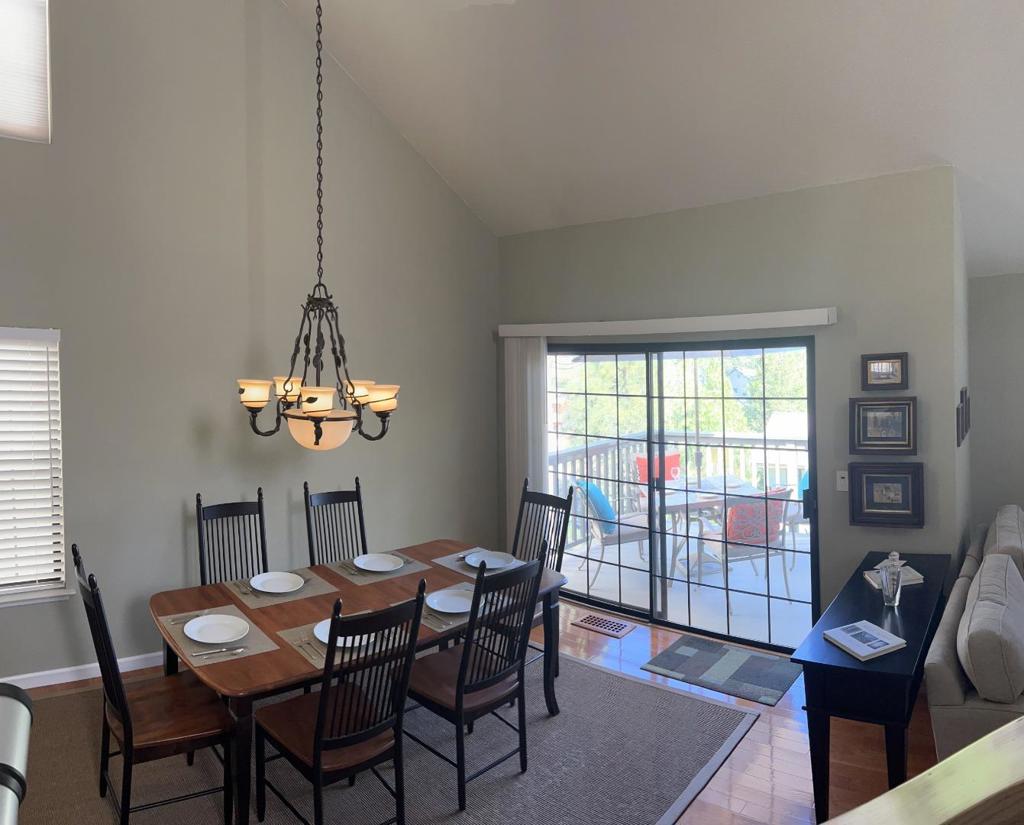 40586 Saddleback Rd, Bass Lake, CA 93604