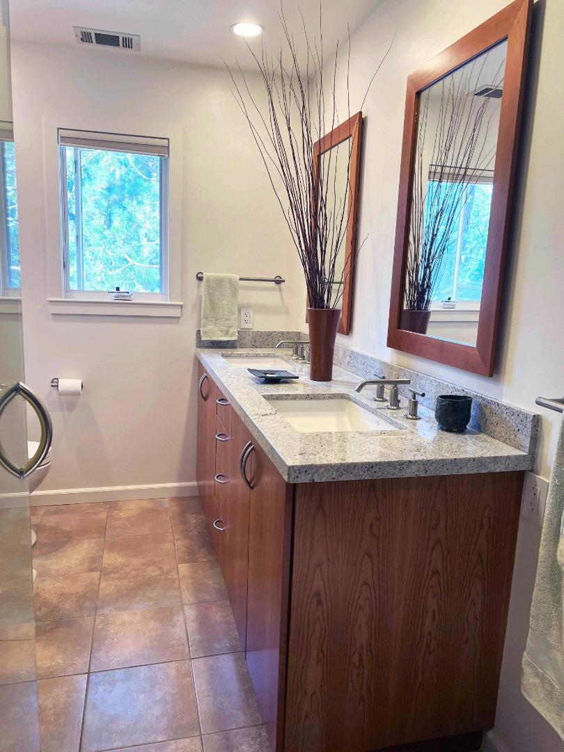 40586 Saddleback Rd, Bass Lake, CA 93604