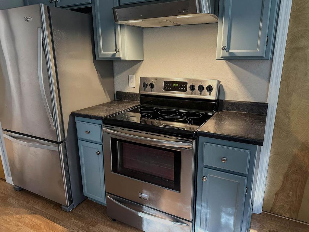 13069 Wells Fargo Dr, Groveland, CA 95321