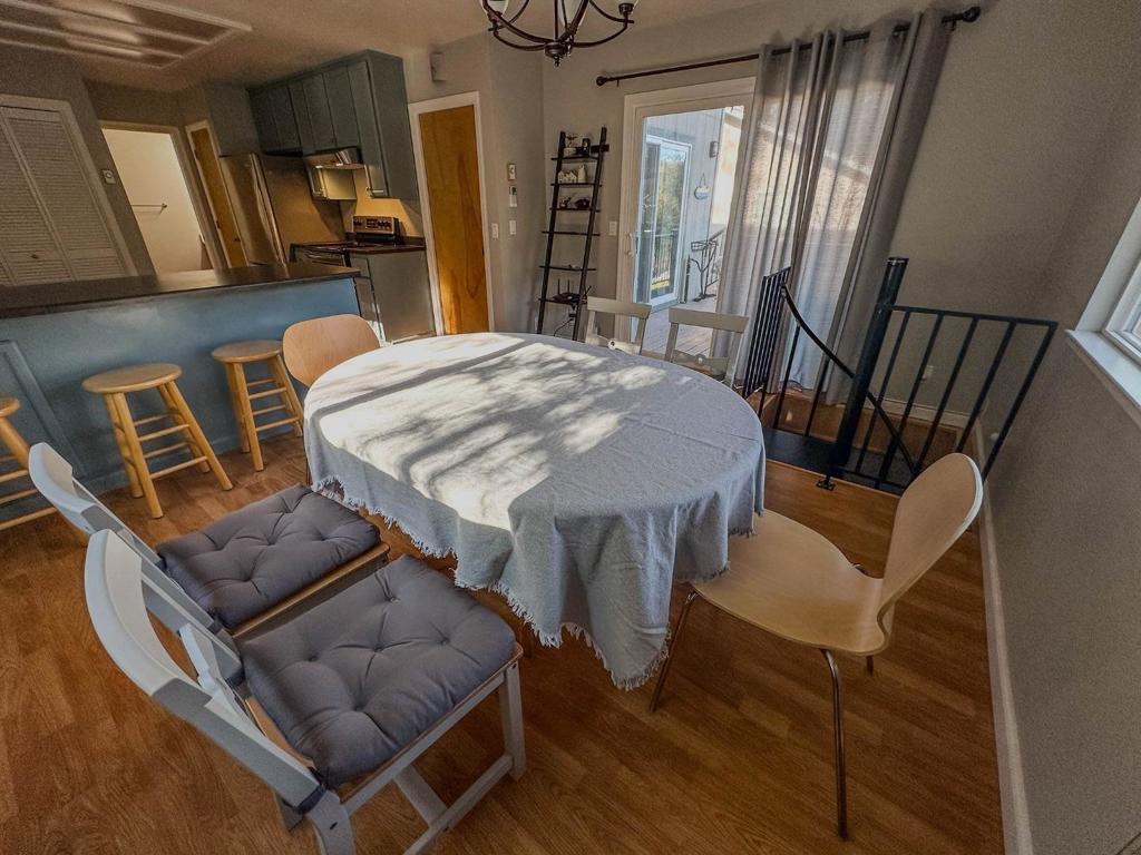 13069 Wells Fargo Dr, Groveland, CA 95321