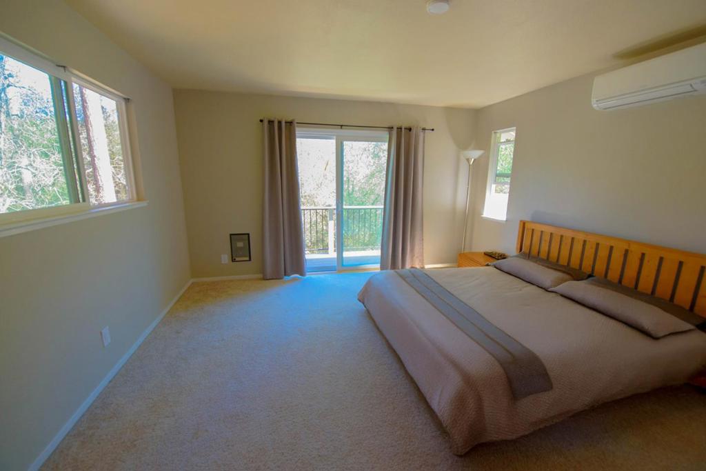 13069 Wells Fargo Dr, Groveland, CA 95321