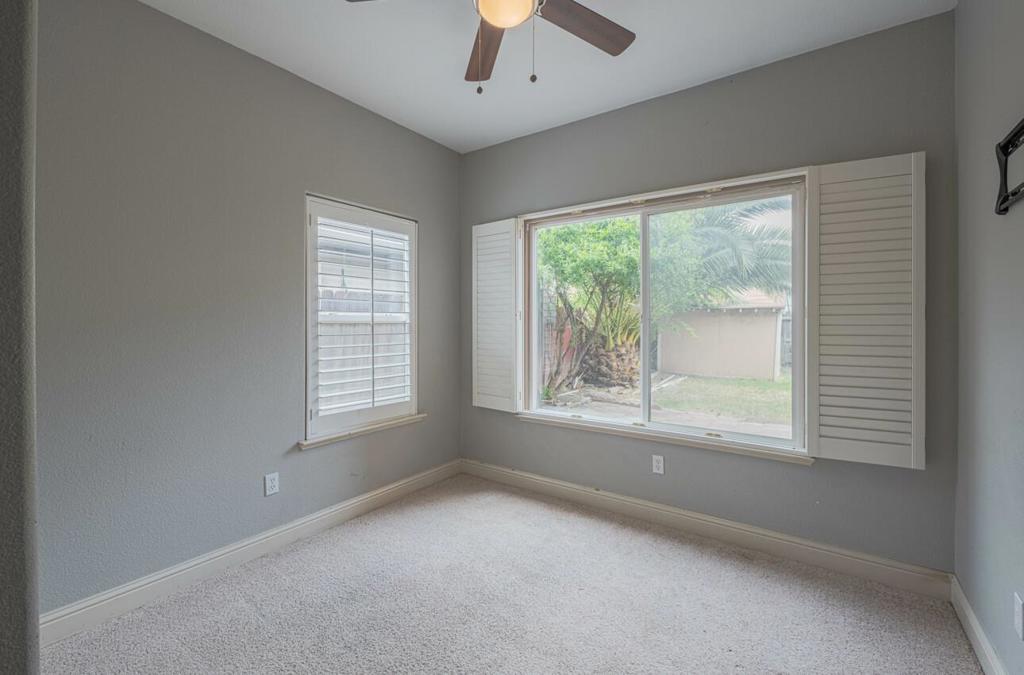 1416 San Rafael St, Los Banos, CA 93635