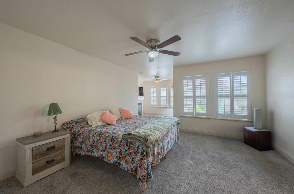 1416 San Rafael St, Los Banos, CA 93635