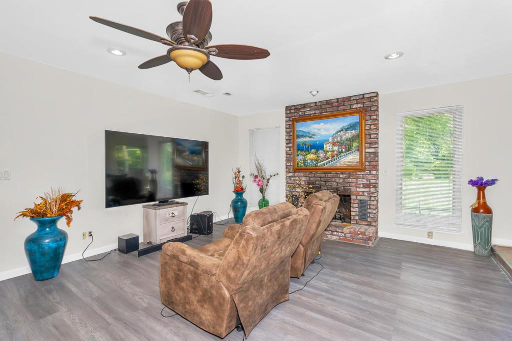 2965 Dunn Rd, Merced, CA 95340