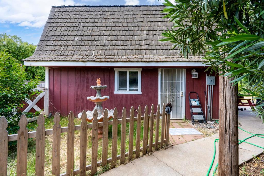 2965 Dunn Rd, Merced, CA 95340