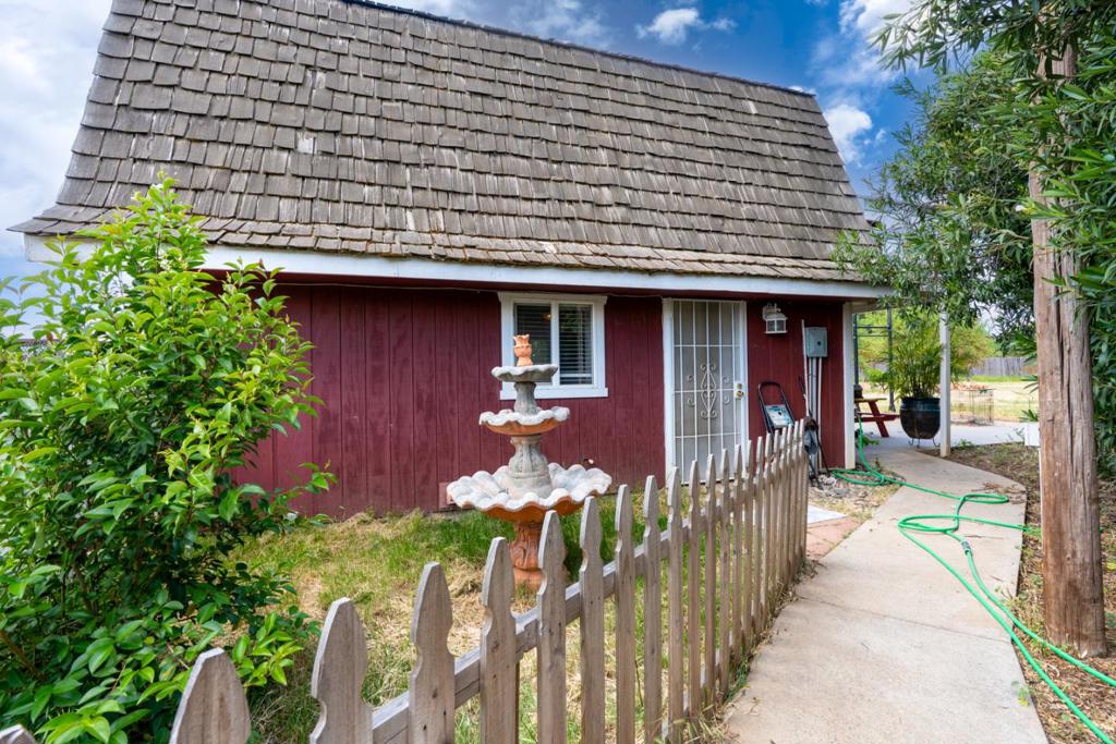 2965 Dunn Rd, Merced, CA 95340