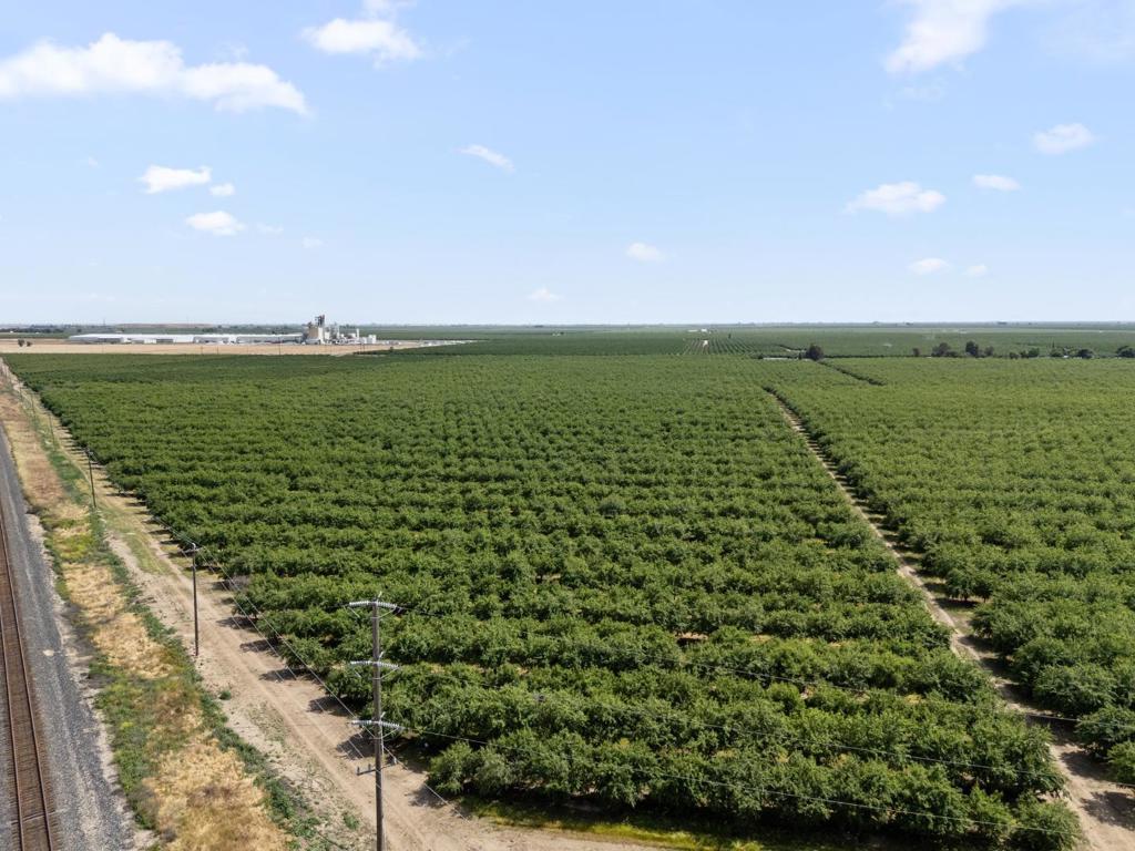 17269 Avenue 24, Chowchilla, CA 93610