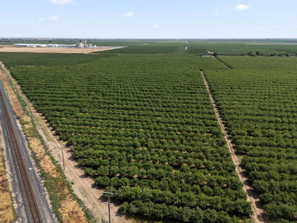 17269 Avenue 24, Chowchilla, CA 93610