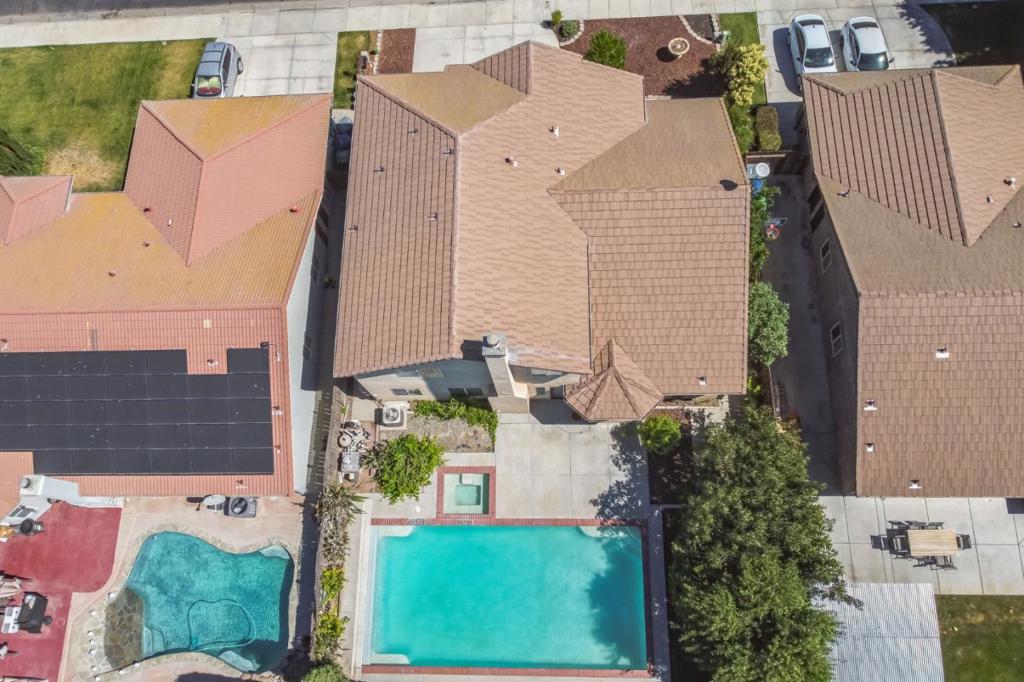 859 Sandra St, Los Banos, CA 93635