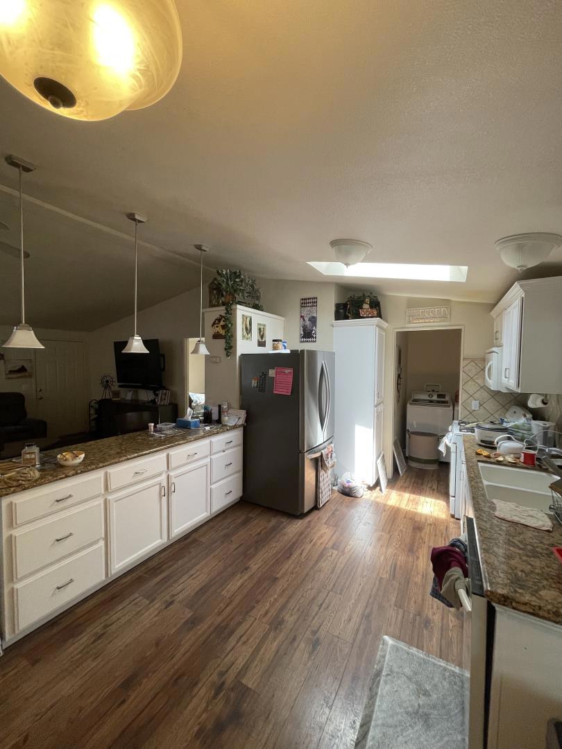 1505 La Perla Dr, Modesto, CA 95357